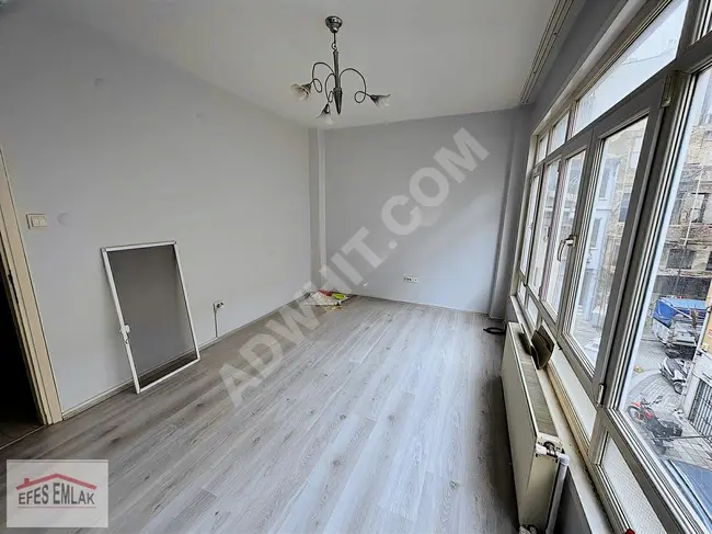 Bright and spacious apartment for rent on the second floor near the pier in KADIKÖY