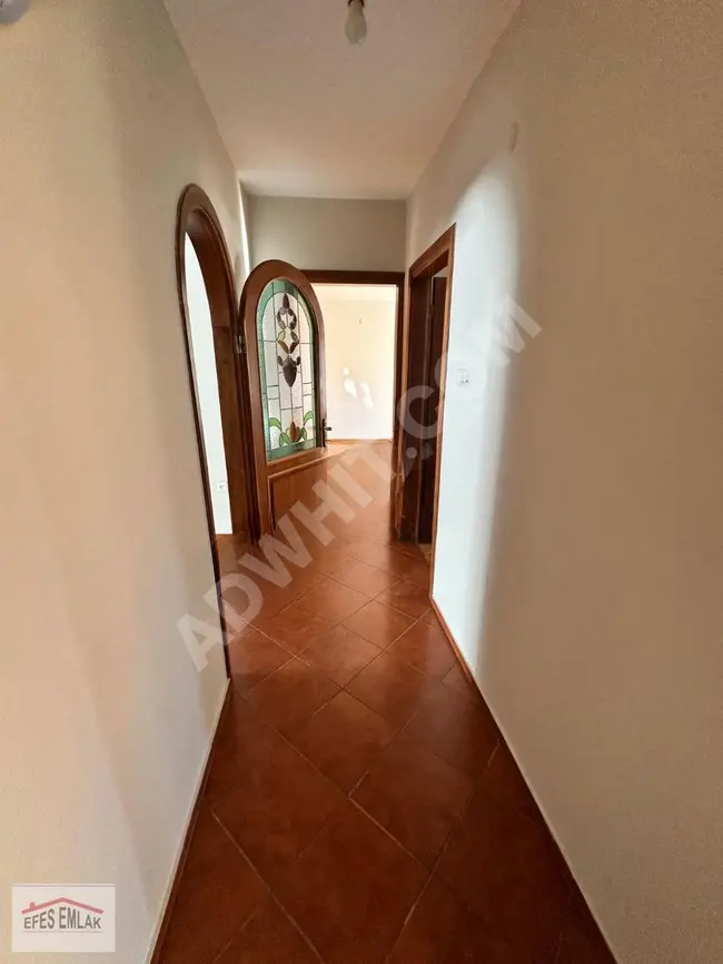 Apartment for sale 3+1 with a size of 220 square meters, in the heart of MODA with an elevator, parking space and sea view.