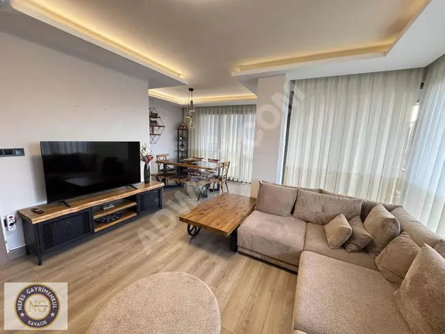 ÇENGELKÖY'DE,SİTEDE BOĞAZ MANZARALI 4+1 SATILIK DUBLEKS DAİRE