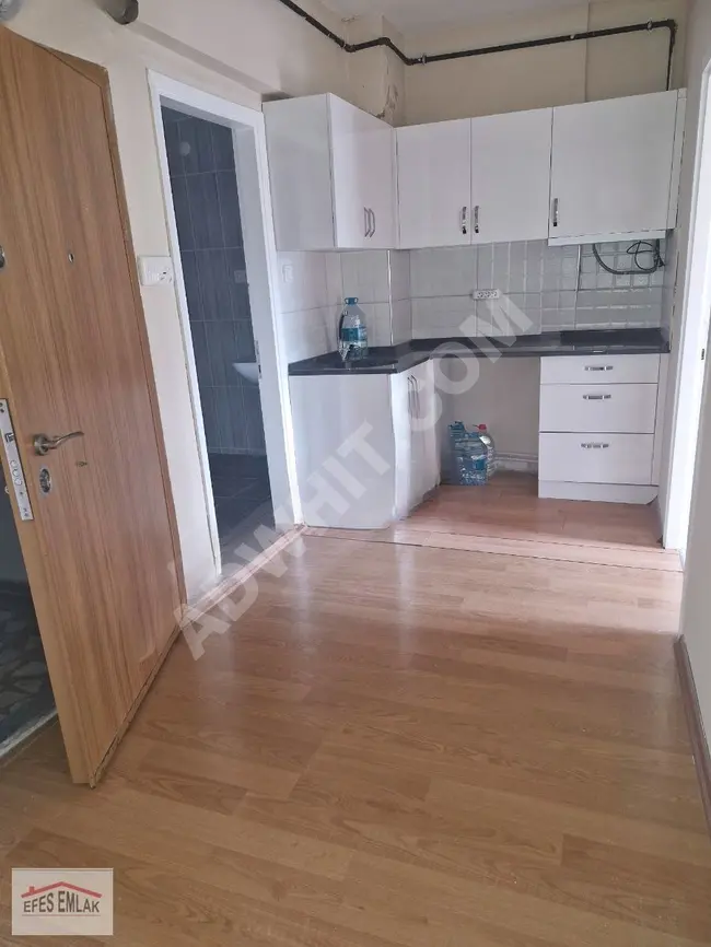 1+1 apartment for rent with no expenses on KARAKOLHANE Street in KADIKÖY