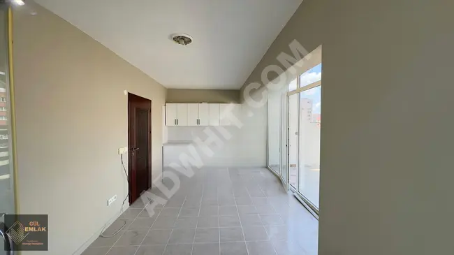 Studio apartment for rent in Beylikdüzü, spacious, airy, and modern with a terrace.