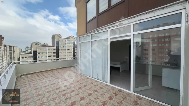 Studio apartment for rent in Beylikdüzü, spacious, airy, and modern with a terrace.