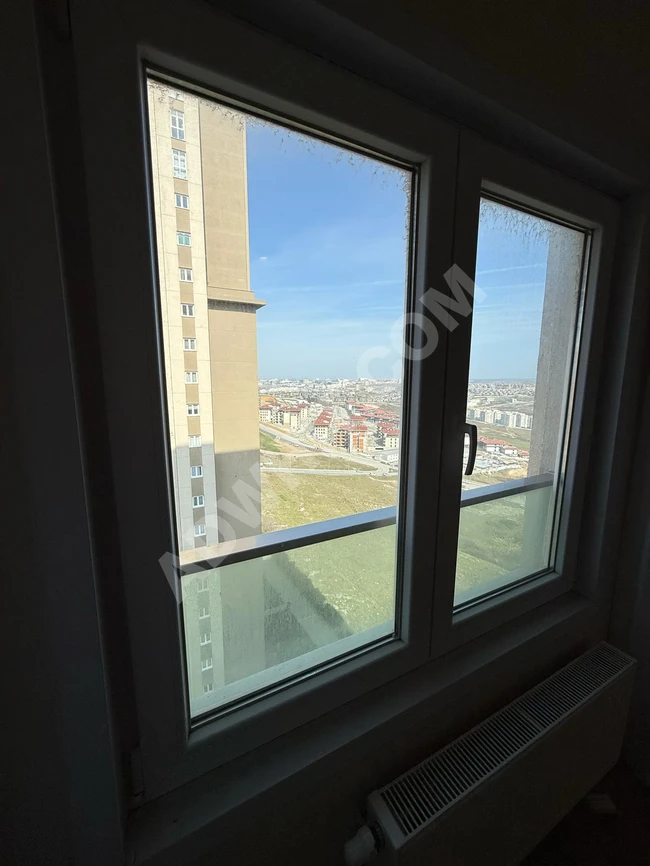 With a very beautiful view .. 3-bedroom apartment in Bahçeşehir, Istanbul.