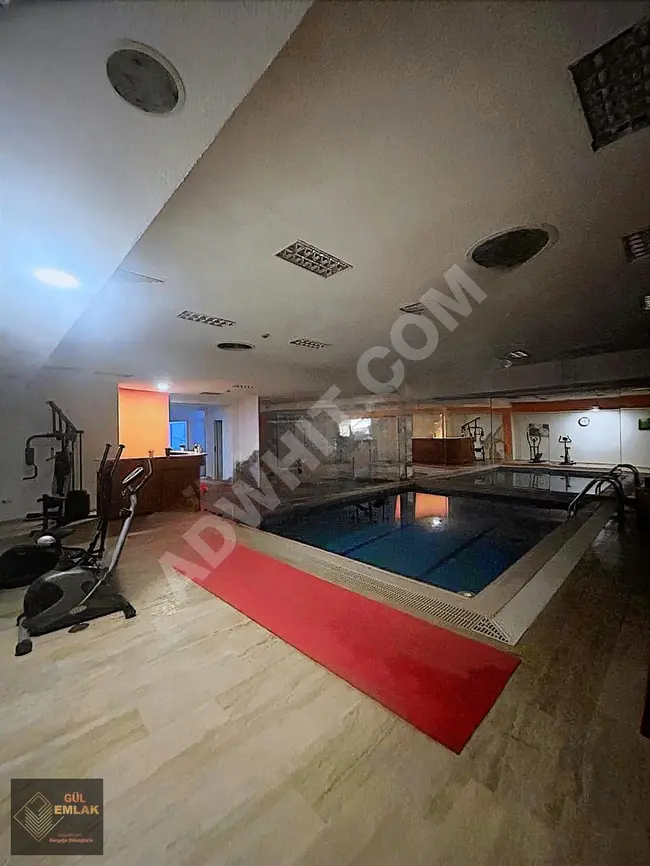 Villa for sale 2+1 with swimming pool, sauna, and Turkish bath in Kumburgaz, with security and renovations.