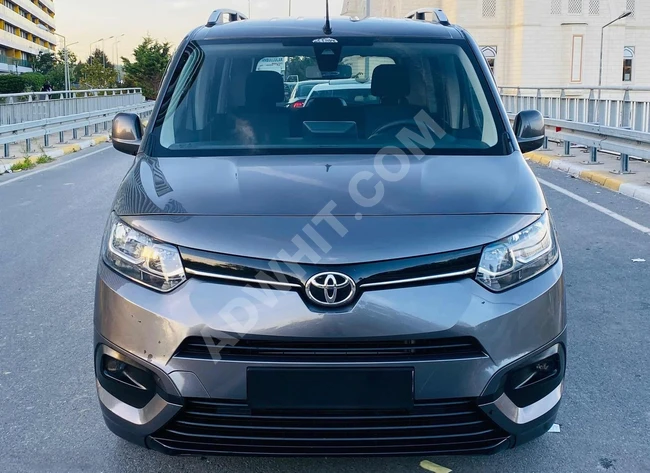 ميني فان TOYOTA PROACE CİTY 1.5D موديل 2021 - مع قرض بنسبة 1.79٪ + سند