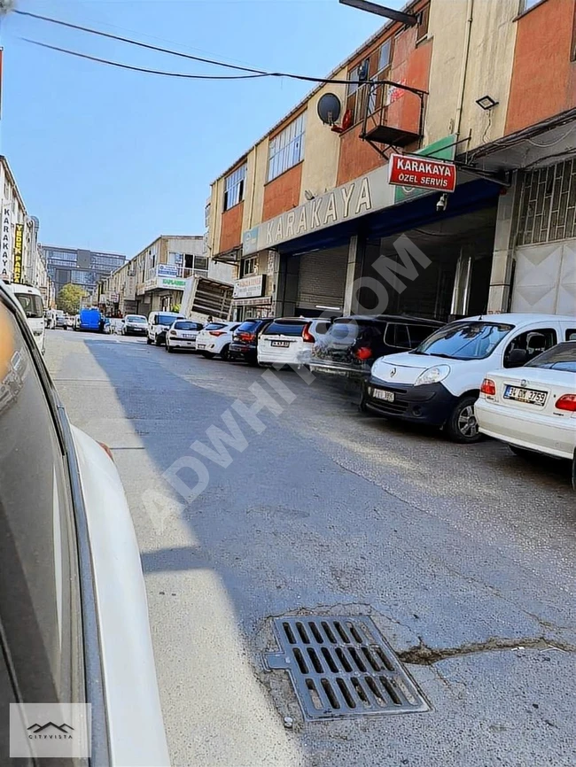 Shop for sale with an area of 160 square meters opposite TORIUM shopping center, industrial location.