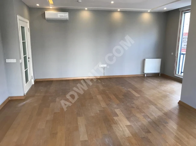 4 YILLIK BİNADA EBEVEY BANYOLU GİYİNME ODALI 115 M² 3+1