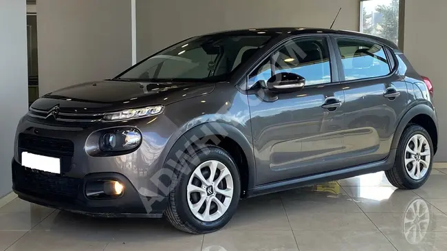 CITROEN C3 1.2PURETECH LIVE model 2020 - with original two-tone colors.