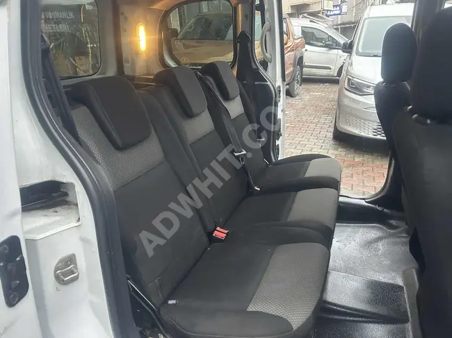 Minivan KANGO 1.5 DCI JOY, model 2017 with a distance of 176,000 km