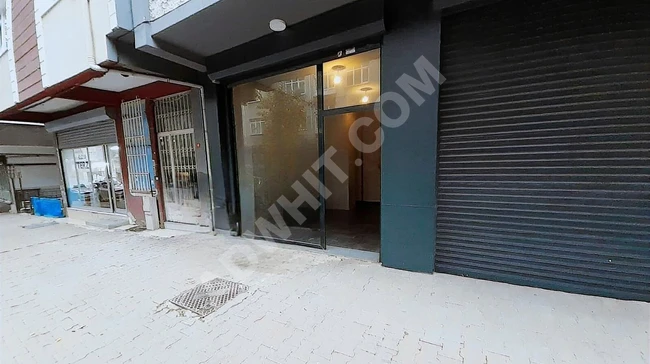 Commercial shop in the YAYLA area with an area of 20 square meters priced at 1,750,000 Turkish Lira.