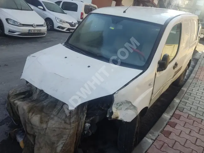 A 2007 diesel van with a 1.3 engine, has front damage and has been driven 290,000 kilometers. Most of the damaged parts are available with me.