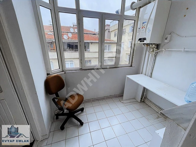 A clean 2+1 investment opportunity with no expenses in Bahçelievler