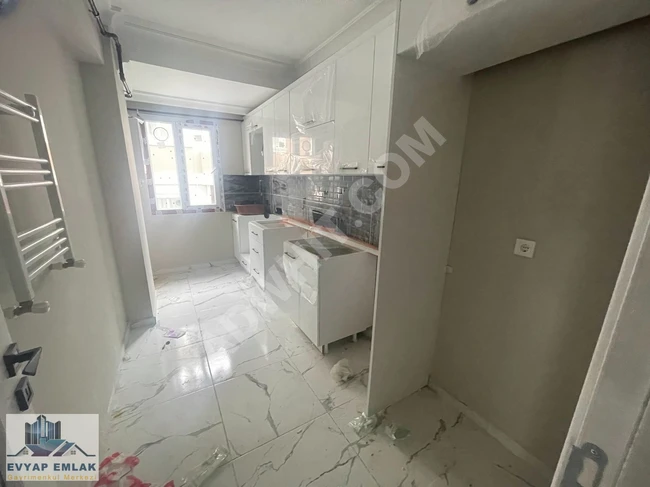 New 3+1 apartment on EMEK Street in BAHÇELİEVLER ready to move in