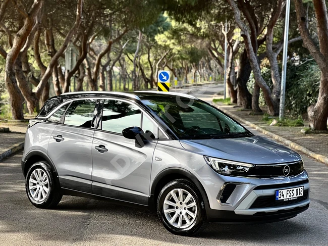 سيارة CROSSLAND 1.5 T EDİTİON موديل 2022 - بمسافة 52 الف كم - بسقف زجاجي