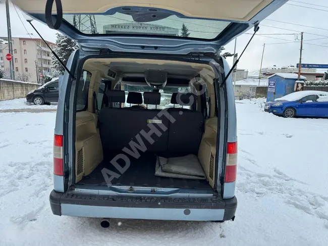 Ford Transit Connect minivan with the possibility of full financing for the vehicle