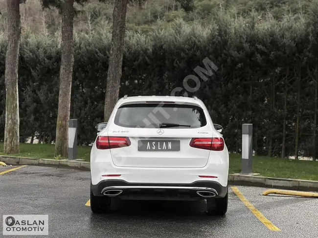 Mercedes GLC250 4x4 AMG model 2019 - without paint with TV with camera and 19-inch rims.