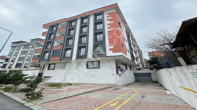 Apartment for sale 2+1, middle floor in BUTİK complex with indoor parking in the center of KAVAKLI.