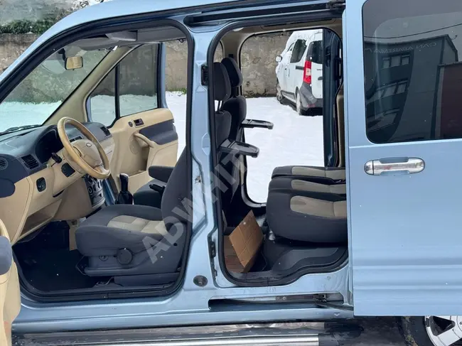 Ford Transit Connect minivan with the possibility of full financing for the vehicle