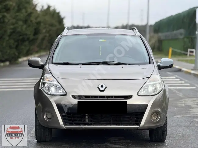 سيارة RENAULT CLIO GRANDTOUR موديل 2011 - بنزين غاز