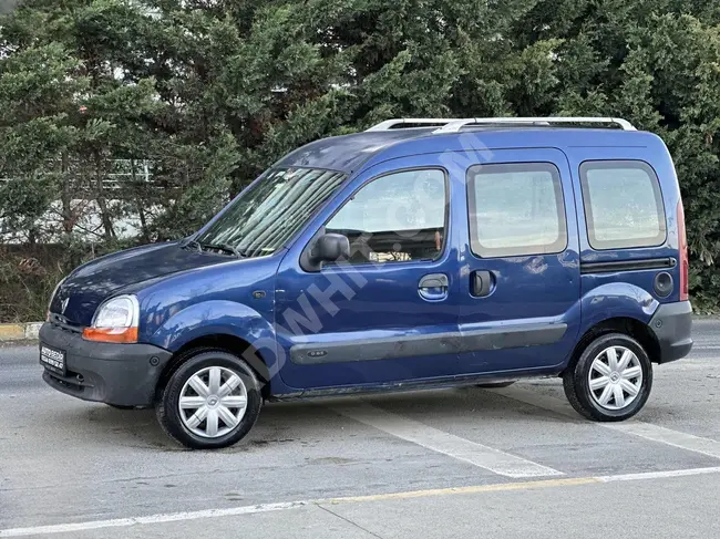 ميني فان RENAULT KANGOO موديل 2002 - مزدوجة الانزلاق وغطاء واحد