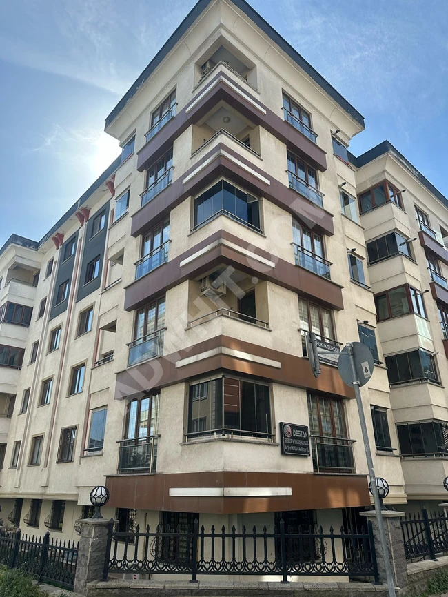 Duplex apartment for sale, 200 square meters, equipped with an elevator, closed parking space, and terrace, 4+2 in OSMANİYE.