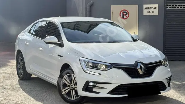 سيارة RENAULT MEGANE 1.3 TCE موديل 2023 بمسافة 18 ألف كم بقوة 140 حصان