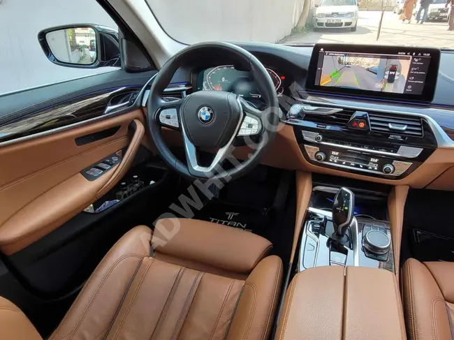 سيارة BMW 520İ LUXURY LİNE موديل 2023 بمسافة 26 ألف كم