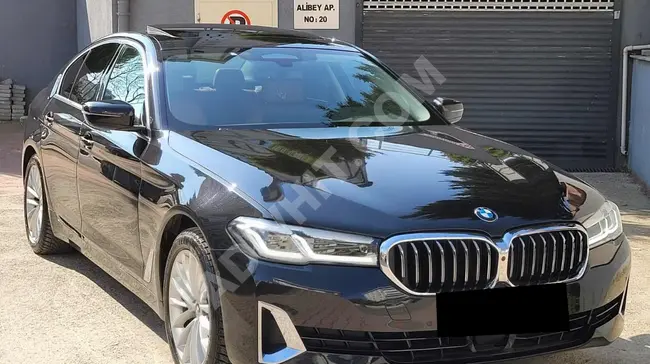 سيارة BMW 520İ LUXURY LİNE موديل 2023 بمسافة 26 ألف كم