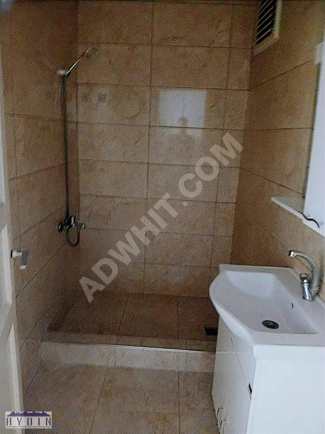 Apartment for rent 2+1 on the third floor with central heating system for 15,000 Turkish Lira