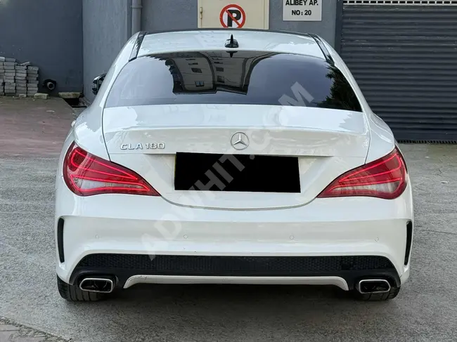 سيارة CLA AMG 180 D موديل 2015 - بمسافة 104 ألف كم - سقف زجاجي