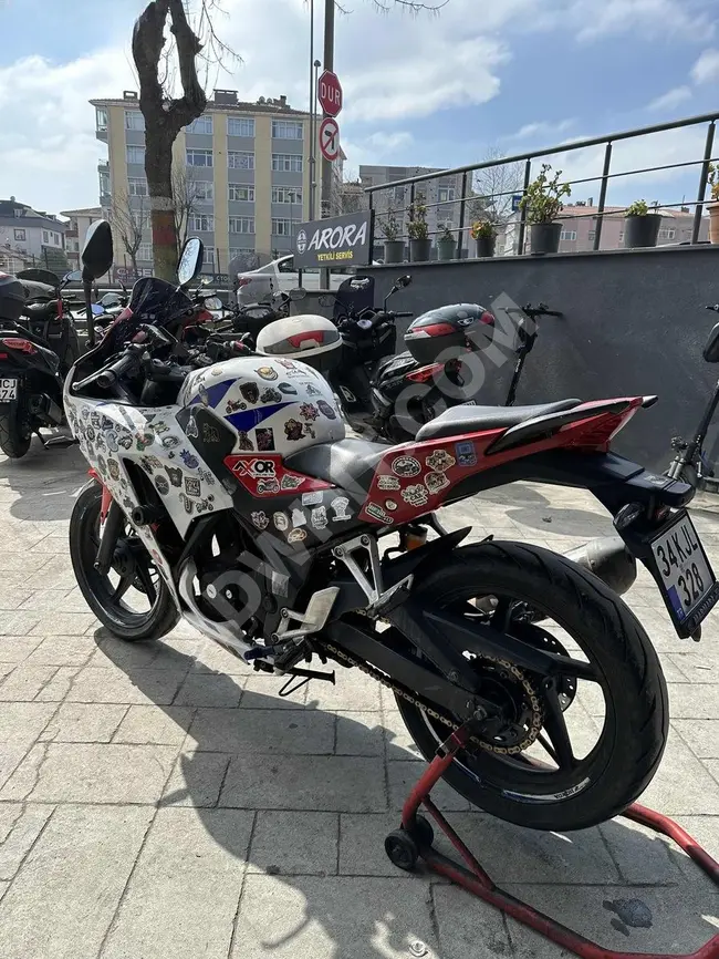 دراجة نارية CBR 250 R للبيع بحالة جيدة ونظيفة