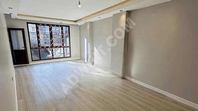 Modern 2+1 apartment, with an area of 94 square meters, featuring a closed parking space, located on the middle floor in the MEVLANA neighborhood.