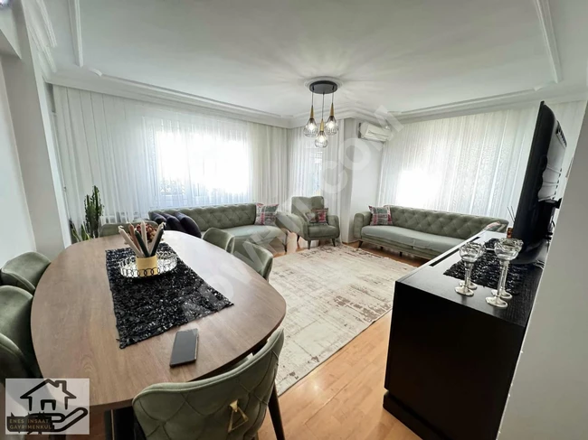 Apartment for sale with an area of 130 square meters, 3+1, eligible for a loan and suitable for conversion to private ownership in the CUMHURİYET neighborhood.