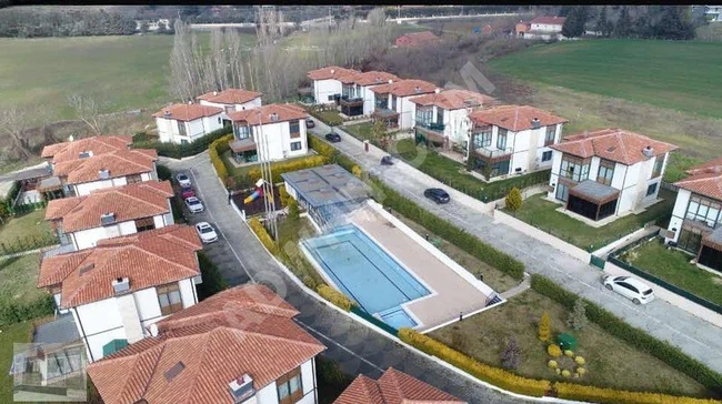 Silivri saray konaklarının en bakımlı tripleks villası