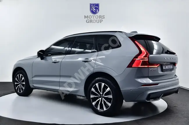 سيارة VOLVO XC60 2.0 B5 PLUS DARK موديل 2023 - أوتوماتيكي - تبريد - تسخين - HARMAN