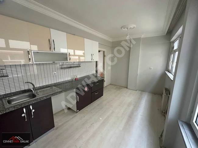 CENNET PARK EMLAK'TAN BARBAROS CADDESİNDE 2+1 KİRALIK DAİRE