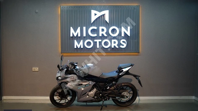 CFMOTO 250SR Motorcycle - Installment options available for 6 and 12 months through credit cards