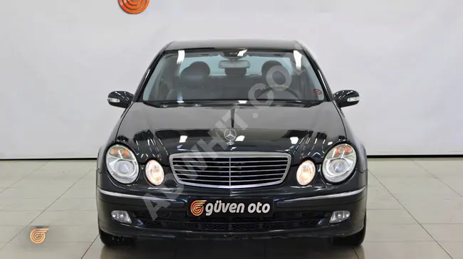 Mercedes E320 Avantgarde car model 2003