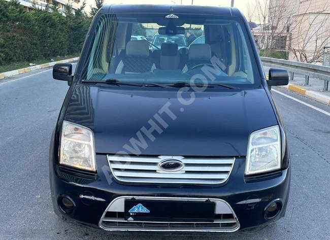 Minivan Connect 1.8 TDCI Model 2011 - Option for a loan at a rate of 1.59% - with a power of 110 horsepower