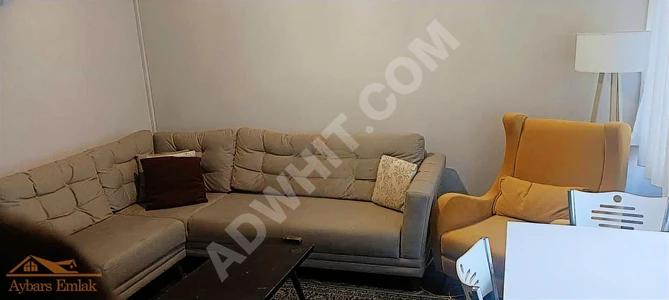 AYBARS DAN CİHANGİR DE ARA KAT 2+1 SATILIK