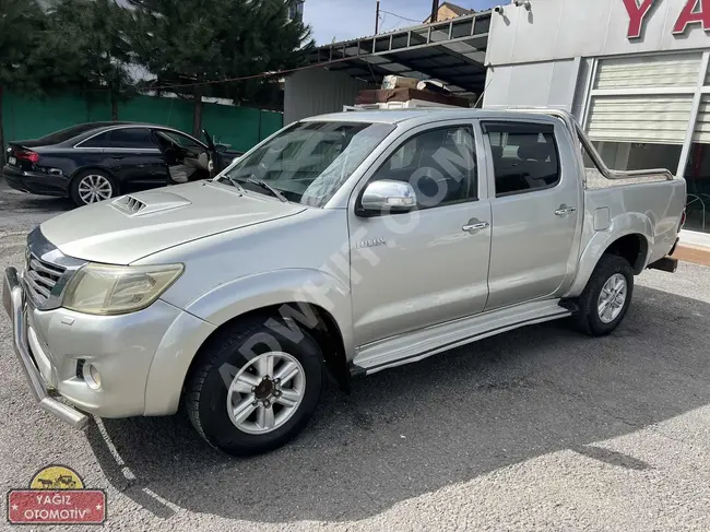 سيارة TOYOTA HİLUX ADVANTURE 4X4 2.5 D موديل 2013 بقوة 144 حصان مسافة 537.000 كيلومتر