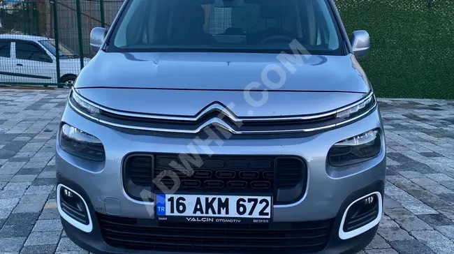 سيارة CITROEN BERLİNGO 1.5 BLUE HDİ SHİNE موديل 2020 - بدون خدوش أو طلاء