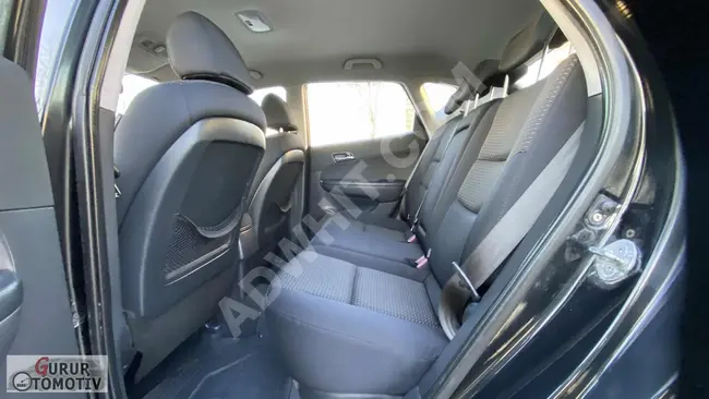 سيارة HYUNDAI İ 30 1.6 موديل 2010 - ديزل يدوي - بقوة 115 حصان