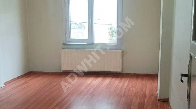 Apartment for rent, 3 minutes from the metro, equipped with central heating in ESENLER.