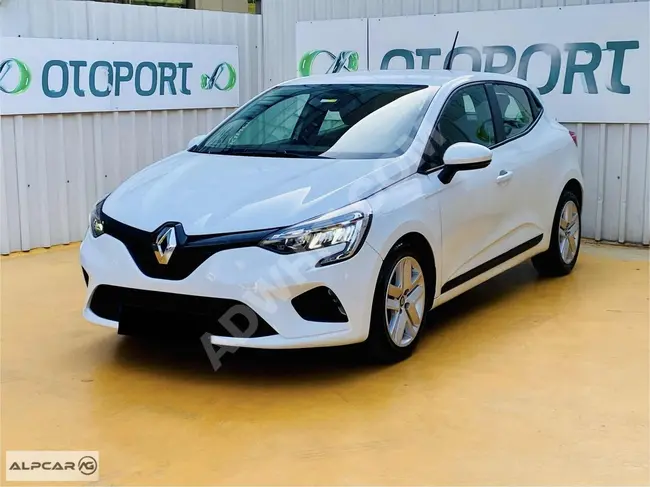 2022 ÇIKIŞLI RENAULT CLİO 1.0 SCE JOY TESLA EKRAN KREDİLİ