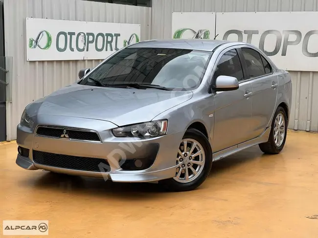 MITSUBISHI LANCER 1.6 INVITE model 2011 - Installment via credit card and loan