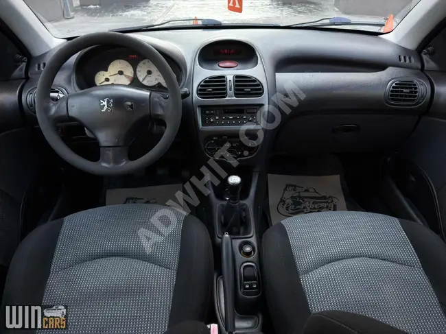 سيارة Peugeot 206 1.4 HDi موديل 2005 - بمسافة 204.000 كم - بدون مصاريف