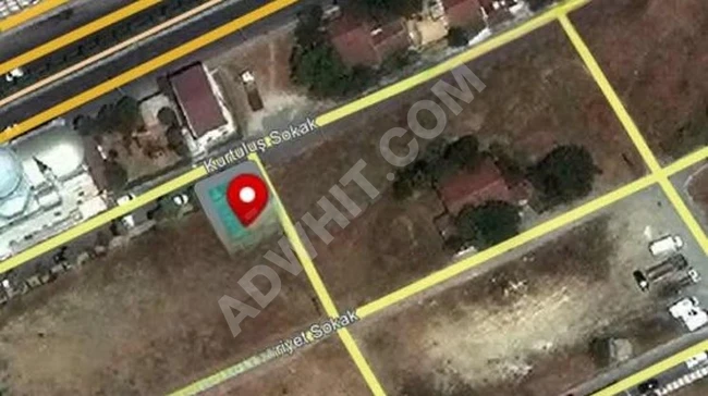 Land for sale in Sultangazi, Cumhuriyet neighborhood