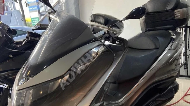 Piaggio X10 350 Motorcycle without scratches