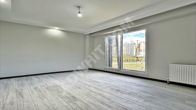 2+1 apartment for rent with parking near the metro